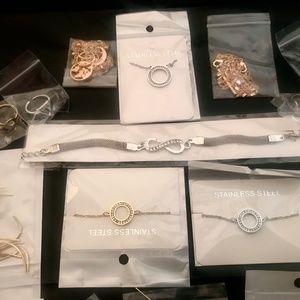 FASHION JEWELRY 20 peaces